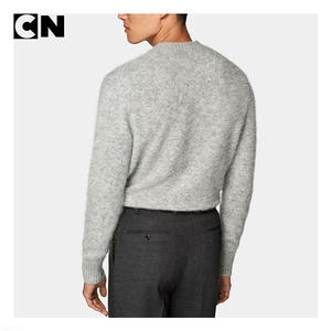 Suéter con Certificación GRS, Diseño Personalizado con Logotipo, Suéter de Punto Gris Claro para Hombre, Mezcla de Alpaca y Nailon, con Comodidad - Product Image 4