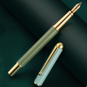 Cartoleria graziosa <span class=keywords><strong>penna</strong></span> <span class=keywords><strong>stilografica</strong></span> colorata Macaron Logo con stampa incisore Regalo di <span class=keywords><strong>laurea</strong></span> senza perdite rosa <span class=keywords><strong>stilografica</strong></span> - Product Image 1