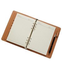 Vente en gros Carnet de voyage A5 personnalisé Couverture en cuir à couverture rigide Reliure à 6 trous Feuilles mobiles avec stylo