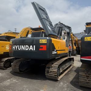 Excavatrice d'occasion Hyundai HX220HD 220LC, 22 tonnes, d'origine coréenne, faible nombre d'heures, faible consommation de carburant, haute efficacité pour l'exploitation minière avec certification CE - Product Image 3