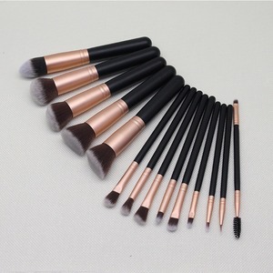 Ensemble de 14 <span class=keywords><strong>pinceaux</strong></span> de maquillage avec manche en bois pour fond de teint, fard à paupières, rouge à lèvres, anticernes, blanc, rose, noir, logo personnalisé, crayon à sourcils - Product Image 2
