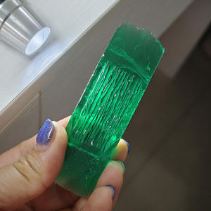 Esmeralda colombiana sintética verde sin cortar, materia prima, esmeralda hidrotermal cultivada en laboratorio, en bruto, para la elaboración de gemas sueltas. - Product Image 4