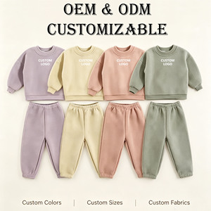 Tuta Sportiva Personalizzata per Bambini, Set Casual Minimalista con Felpa Girocollo e Pantaloni Jogger con Polsini Elastici, Completo Coordinato in 2 Pezzi per Ragazze - Product Image 1