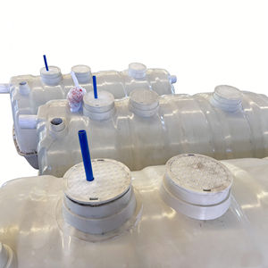 خزانات صرف صحي قابلة للتخصيص من FRP+PVC معتمدة من CE، إنتاجية 1000 لتر/ساعة، ضمان لمدة سنة لمعالجة مياه الصرف الصحي المنزلية في الحمامات - Product Image 4