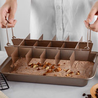Poêle à brownie LifeTop avec séparateurs, plaque de cuisson à brownie antiadhésive, plateau de cuisson en acier au carbone avec poignées pour la cuisson au four du pain