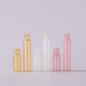 Botellas de Vidrio con Rodillo Dorado de 5 ml y 10 ml, Pared Gruesa, Acabado Perlado Brillante, con Bola Rodante y Tapa Dorada para Perfume - Product Image 4