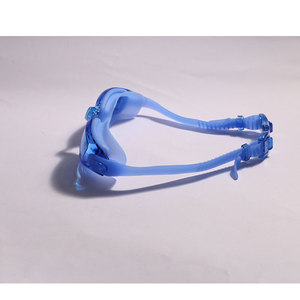 <span class=keywords><strong>Gafas</strong></span> de natación cómodas ajustables con protección UV profesional para adultos, hombres y mujeres, <span class=keywords><strong>gafas</strong></span> de buceo antivaho para nadar - Product Image 6
