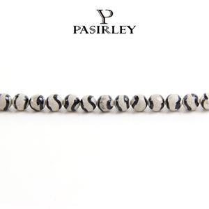 للبيع بالجملة حبات التبت الفضفاضة من الحجر الطبيعي على شكل موجات بيضاء سوداء 8 قطر delle لصنع المجوهرات - Product Image 2