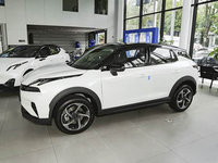 Lynk Co 06 1.5T DCT SUV Véhicule intelligent de luxe compact pour les acheteurs étrangers