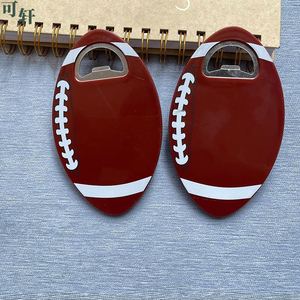 Abridores de Botellas con Diseño de Balón de Fútbol Americano, Accesorios para Bar en Casa, Regalo Novedoso para Hombres y Mujeres - Product Image 1