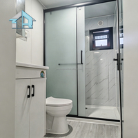 Maison conteneur modulaire préfabriquée moderne et personnalisable de 20 pieds, extensible, portable, avec cuisine et toit plat, pour habitation compacte mobile