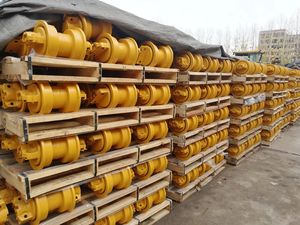 <span class=keywords><strong>Undercarriage</strong></span> <span class=keywords><strong>Bulldozer</strong></span> Premium: rantai Lacak, rol, idler, sepatu cocok untuk Shantui bulldoser SD13/DH24/SD16/SD22/SD32/SD60 suku cadang <span class=keywords><strong>Bulldozer</strong></span> - Product Image 4