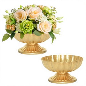 Vase de table artisanal créatif en acier inoxydable, motif papillon et ginkgo platine, style art côtier moderne, pour bureau, entrée, ou cadeau de pendaison de crémaillère - Product Image 3