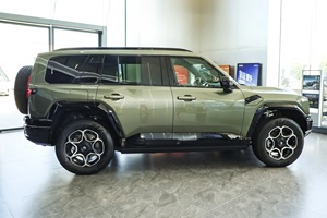 2025 mhero M817 dongfeng hiệu suất cao Sedan Bán buôn tinh khiết điện năng lượng mới xe sử dụng xe M817 Xe Anh hùng M817 - Product Image 5