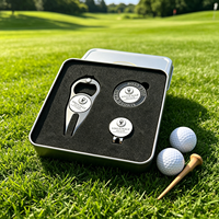 Ensemble cadeau de golf entièrement personnalisable, marqueur de balle fantaisie, outil de réparation de divots de golf disponible en ODM, ensemble de jetons de poker pas cher