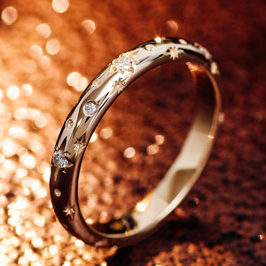 Starburst วงแต่งงานพร้อมชุดดาวเพชรในห้องปฏิบัติการ<span class=keywords><strong>10k</strong></span> 14k 18k ทอง dainty stackable star band stackable star <span class=keywords><strong>ring</strong></span> minimalist - Product Image 3