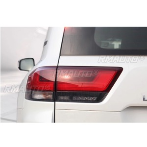 สปอยเลอร์หลังพร้อมไฟ LED สำหรับ Toyota Land Cruiser LC300 ปี 2022-2024 ชุดแต่งรถยนต์ - Product Image 3