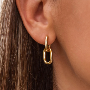 Pendientes Brillantes con Incrustaciones de Diamantes en Forma de O, Diseño de Nicho, Estilo Frío y Ligero - Product Image 4