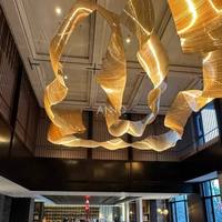 Lustre moderne en ruban doré de luxe personnalisé, luminaire suspendu LED pour hall d'hôtel, villa, centre de vente, éclairage de projet