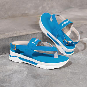 ISapromo Cadeaux Grand talon compensé Clip Toe Buckle Sandales pour femmes avec semelles épaisses, portant des sandales romaines pour femmes - Product Image 4