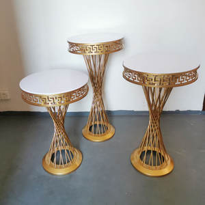 Lüks altın Metal kek <span class=keywords><strong>stand</strong></span>ı Modern tatlı depolama raf ev ve düğün dekorasyon için - Product Image 6