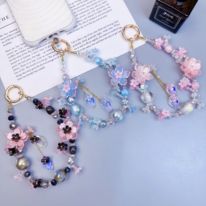 Cadena para teléfono móvil con cuentas, hecha a mano, DIY, clip trasero, llavero, colgante, adorno de alta gama con aspecto premium para colgar en la bolsa, dije para mujer - Product Image 1