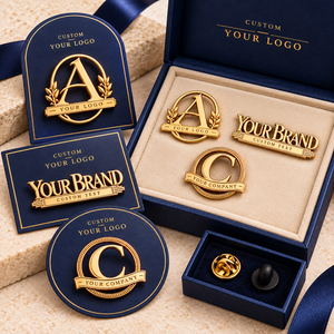 Pins de Solapa Metálicos con Logotipo y Nombre Personalizados en Oro, Insignias con Letras y Marca de Empresa, Fabricante OEM ODM - Product Image 2