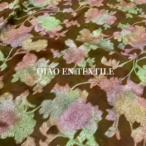Tela de Terciopelo Devoré Retro <span class=keywords><strong>Multicolor</strong></span> con Estampado de Peonías - Base Marrón para Qipao y Cheongsam - Product Image 4