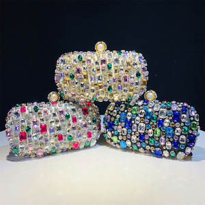 Borsa a tracolla per feste di nuovo arrivo borsa a tracolla colorata con strass <span class=keywords><strong>pochette</strong></span> <span class=keywords><strong>da</strong></span> <span class=keywords><strong>donna</strong></span> eleganti borse <span class=keywords><strong>da</strong></span> <span class=keywords><strong>sera</strong></span> borsa per banchetti - Product Image 6