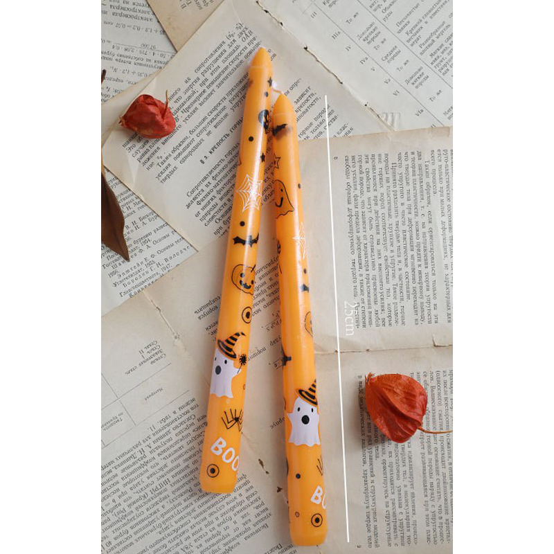 joli fantôme orange