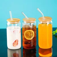Gobelet en verre moderne de 16 oz en forme de canette avec couvercle en bambou et paille, sans BPA, compatible micro-ondes, pour café glacé