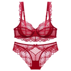 Nuovo Set di Lingerie Sexy per Donne Mature, Completo Intimo Trasparente a Due Pezzi con Reggiseno Balconette e Slip - Product Image 1