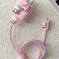 Pelindung kabel pola kartun sapi lucu pelindung kabel Data lengan pelindung pelindung kawat pelindung untuk pengisi daya iPhone 20W
