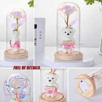 2025 Meilleure Vente Noël Saint-Valentin Cadeau Fleur Rose Galaxie Sous Dôme en Verre LED Avec Un Mini Ours