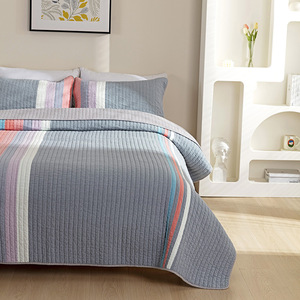 Cubrecama Acolchado 100% Algodón, Diseño Nórdico a Rayas, Juego de 3 Piezas, Suave y Transpirable, para Todas las Temporadas, para el Hogar y el Dormitorio - Product Image 3