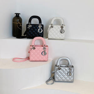 Nouveau sac à main tendance pour femmes, automne-hiver, brillant, haut de gamme, léger, luxueux, polyvalent, populaire, sac à bandoulière - Product Image 1