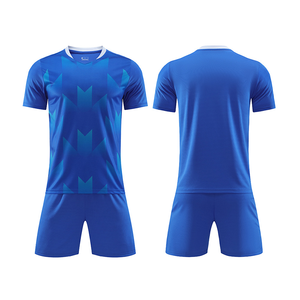 Ensemble de maillots à manches courtes respirants brodés personnalisés, impression invisible, haute qualité, 100% polyester, unisexe, sport - Product Image 2