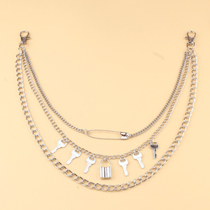 จี้กุญแจโลหะสไตล์เรโทร สายคาดเอวหลายชั้น สไตล์พังก์ รูปทรงแม่กุญแจ สายคล้องกางเกง ตกแต่งเสื้อผ้า ใช้ได้ทั้งชายและหญิง ทำจากโลหะผสมสังกะสี เหมาะสำหรับใส่ทุกวัน - Product Image 3