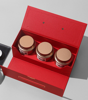 Boîte cadeau alimentaire en carton rigide écologique personnalisée avec doublure en éponge, fermeture magnétique à rabat, impression de logo personnalisée pour le thé et 3 bocaux