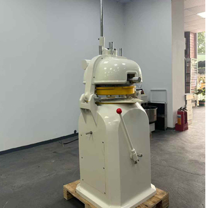 Macchina Verticale Semi-Automatica <span class=keywords><strong>per</strong></span> Dividere e Arrotondare l'Impasto <span class=keywords><strong>per</strong></span> la Produzione di Pane/26 pezzi - Product Image 2