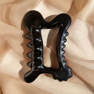 Planche Gua Sha en céramique noire pour <span class=keywords><strong>Massage</strong></span> du <span class=keywords><strong>visage</strong></span> et du corps femmes hommes outil de ligne de mâchoire soulage le Stress musculaire et la douleur - Product Image 1