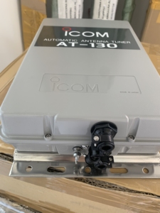 ตัวรับสัญญาณเสาอากาศ ไอคอม AT-130 รุ่น AT130 สำหรับเครื่องรับส่งสัญญาณ HF - Product Image 1
