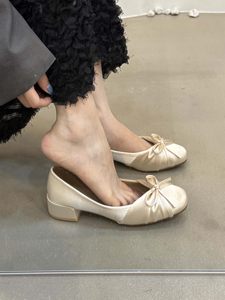 <span class=keywords><strong>Scarpe</strong></span> Mary Jane con Fiocco e Tacco Spesso a Pois, Versatili per Abiti Eleganti e per il Lavoro, da <span class=keywords><strong>Donna</strong></span> - Product Image 6