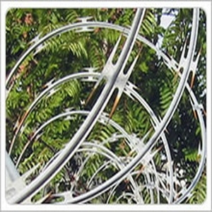 <span class=keywords><strong>Fil</strong></span> <span class=keywords><strong>barbelé</strong></span> concertina galvanisé à prix d'usine en gros pour la protection - Product Image 3