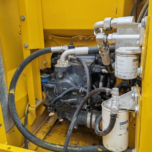 Excavatrice sur chenilles Komatsu PC110-7 d'occasion, 11 tonnes, d'origine japonaise, pour travaux de construction. - Product Image 2