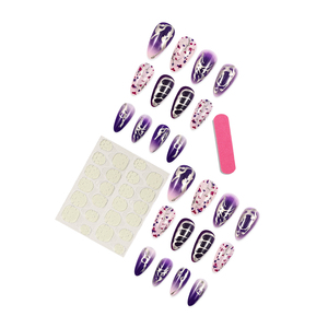 24 piezas de <span class=keywords><strong>uñas</strong></span> a presión de almendra púrpura y plata gótica con <span class=keywords><strong>flores</strong></span> <span class=keywords><strong>secas</strong></span> y diseños de líneas abstractas - Product Image 4