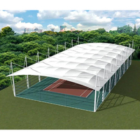 Structure de membrane tendue moderne à grande portée pour terrain de basket-ball, terrain de football, terrain de padel, tente résistante au feu, écologique