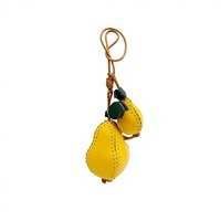 Echt lederen fruit-peerhanger Eerste laag plantaardig gelooide koeienhuid tasbedel Leuke schattige sleutelhanger Instagram-stijl ornament