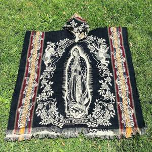 Châle <span class=keywords><strong>Alpaga</strong></span> d'Hiver Fait Main Virgen De Guadalupe Notre Dame Guadalupe Imprimé Mexicain Vierge Marie Design <span class=keywords><strong>Poncho</strong></span> pour Enfants - Product Image 4
