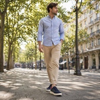 Espadrilles basses respirantes en daim bleu marine à blocs de couleur avec talon rouge, chaussures de sport décontractées pour hommes, été